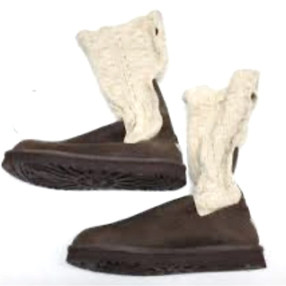 UGG Other - Girls UGG Australia Cassibe Brown Cable Knit Boots